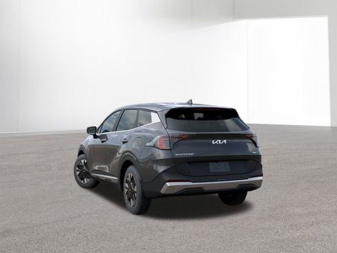 New 2026 Kia Sportage LX FWD image 4