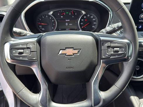 Used 2024 Chevrolet Blazer LT w/ Convenience Package FWD image 16