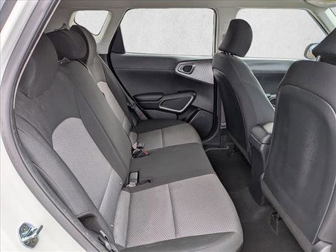Used 2021 Kia Soul LX image 21