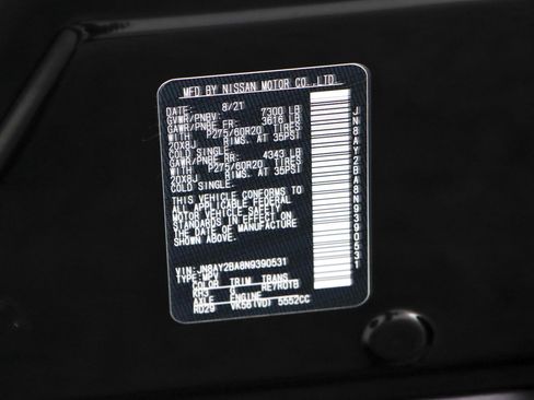 Used 2022 Nissan Armada SL w/ Captain's Chairs Package image 36