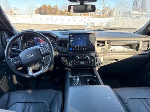 Used 2023 Ford Expedition Max Limited image 15