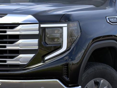 New 2026 GMC Sierra 1500 SLE w/ Preferred Package RWD image 34
