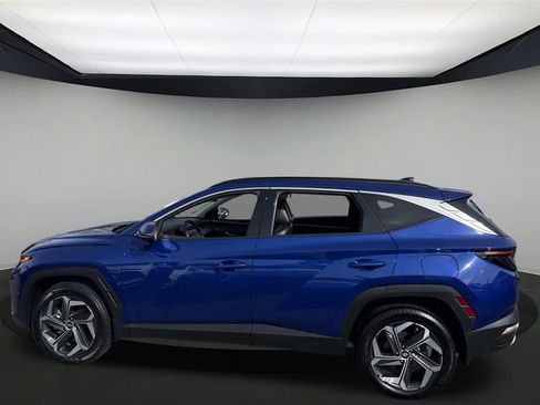 Certified 2022 Hyundai Tucson Limited w/ Cargo Package image 11