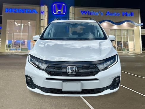 Used 2025 Honda Odyssey Touring image 8