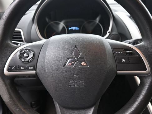 Used 2019 Mitsubishi Eclipse Cross LE AWD/4WD image 22