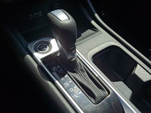 Used 2023 Nissan Sentra SV w/ All-Weather Package FWD image 14