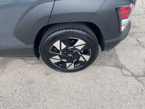 Used 2025 Hyundai Kona SEL image 30
