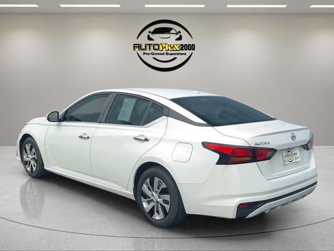 Used 2020 Nissan Altima 2.5 S FWD image 5