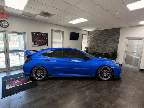 Used 2019 Honda Civic Sport image 7