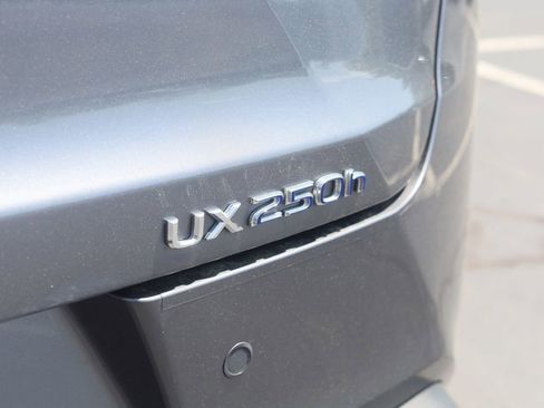 Used 2021 Lexus UX 250h w/ Premium Package AWD/4WD image 27