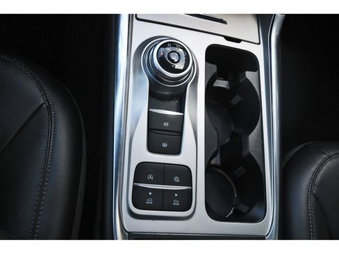Used 2021 Ford Explorer Limited w/ Equipment Group 301A RWD image 29