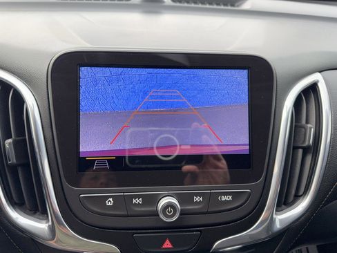 Used 2019 Chevrolet Equinox Premier AWD/4WD image 9