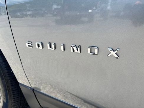 Used 2023 Chevrolet Equinox LT image 36