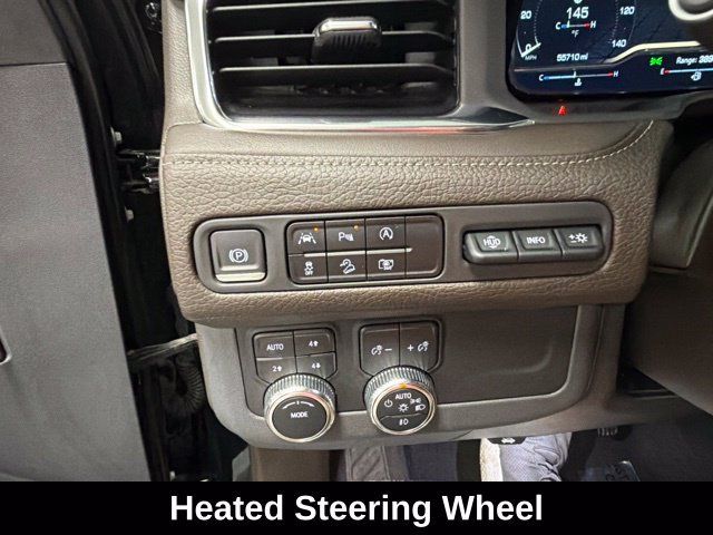 Used 2023 GMC Yukon XL Denali AWD/4WD image 30