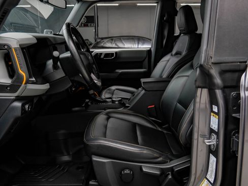 Used 2021 Ford Bronco Badlands AWD/4WD image 3