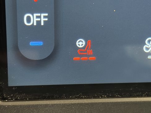 Used 2024 Ford Edge SEL w/ Convenience Package image 22