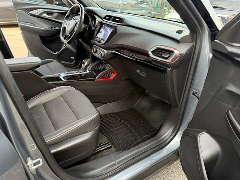 Used 2021 Chevrolet TrailBlazer RS w/ Sun and Liftgate Package image 26