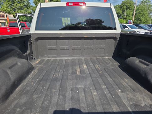 Certified 2024 RAM 2500 Big Horn w/ Off Road Package AWD/4WD image 35