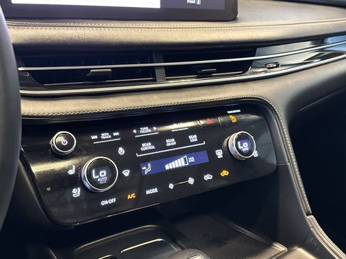 Certified 2023 INFINITI QX60 Luxe w/ Cargo Package AWD/4WD image 19