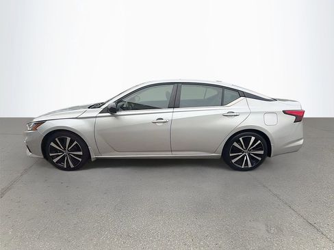 Used 2022 Nissan Altima 2.5 SR FWD image 7