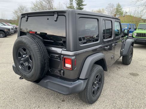 Used 2020 Jeep Wrangler Unlimited Sport image 10