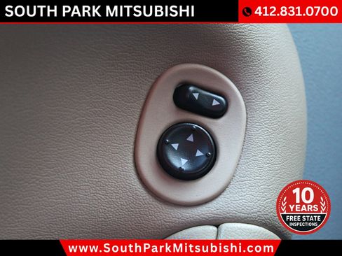 Used 2006 Pontiac Solstice Convertible w/ Premium Package image 19