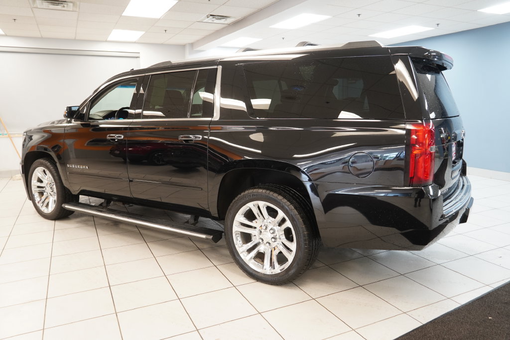 Used 2020 Chevrolet Suburban Premier w/ Premier Plus Edition AWD/4WD image 8