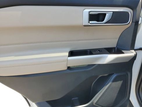 Used 2023 Ford Explorer XLT w/ Equipment Group 202A RWD image 16
