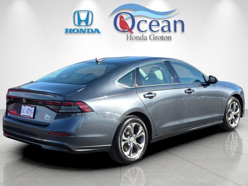 Used 2024 Honda Accord EX image 3