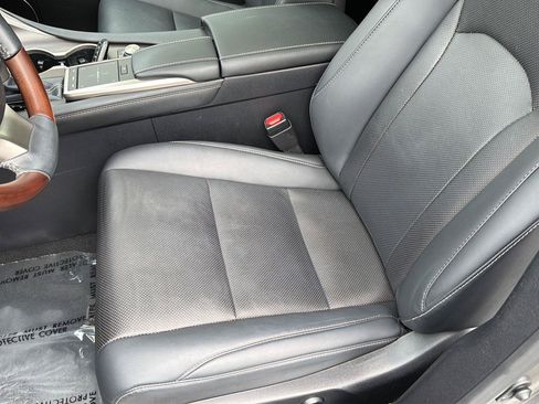 Certified 2022 Lexus RX 350 FWD w/ Premium Package image 31