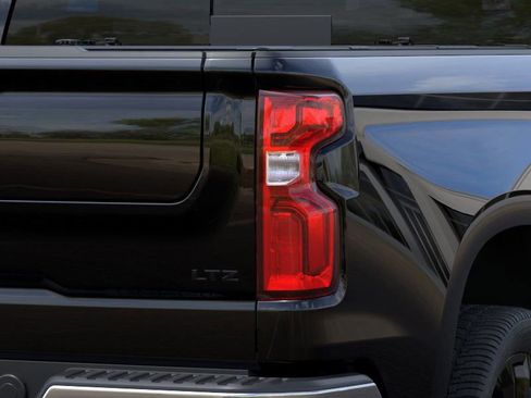 New 2025 Chevrolet Silverado 1500 LTZ w/ Technology Package image 11