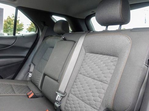 Used 2021 Chevrolet Equinox LT image 25