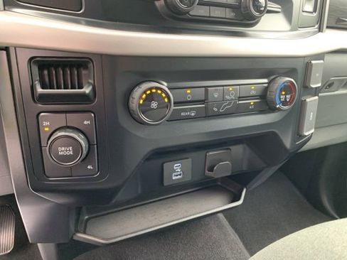 Used 2023 Ford F150 XLT image 32