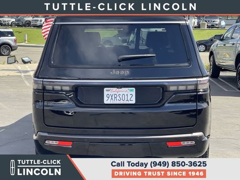 Used 2026 Jeep Grand Wagoneer 2WD w/ Premium Group I image 5