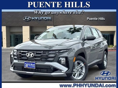 New 2026 Hyundai Tucson SE FWD image 2