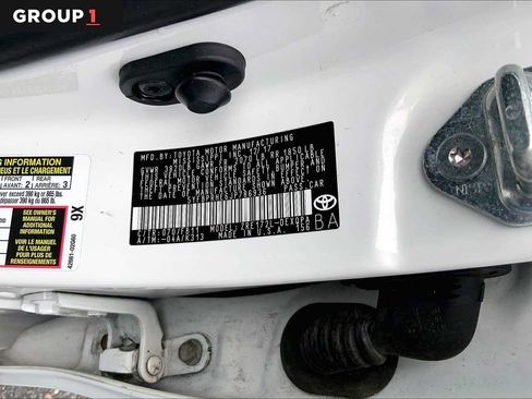 Certified 2018 Toyota Corolla LE FWD image 37