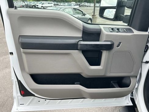 Used 2020 Ford F250 XL w/ Power Equipment Group AWD/4WD image 33