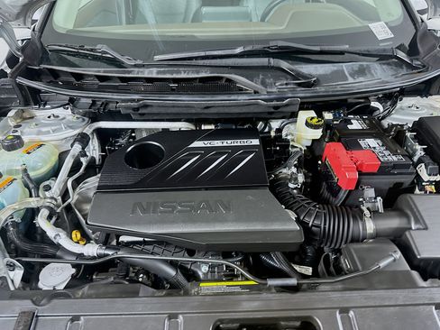 Used 2023 Nissan Rogue SV FWD image 31