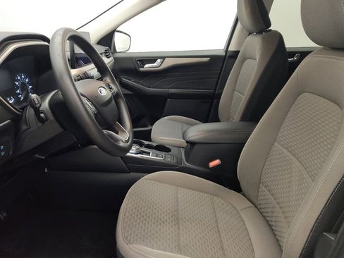 Used 2021 Ford Escape SE FWD image 17