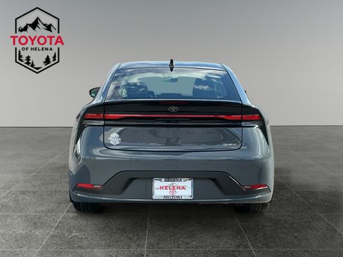 New 2026 Toyota Prius LE FWD image 4