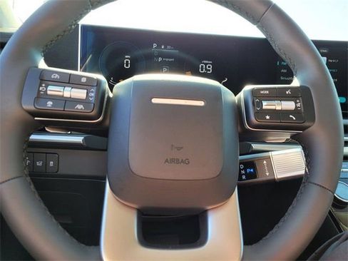 Certified 2025 Hyundai Santa Fe SEL image 10