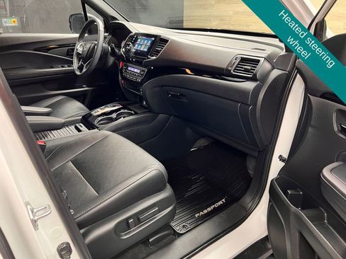 Used 2022 Honda Passport Elite image 7