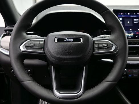 Used 2023 Jeep Compass Limited AWD/4WD image 20