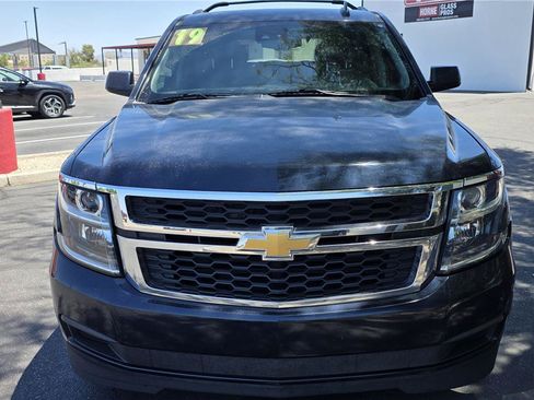 Used 2019 Chevrolet Tahoe LT RWD image 2