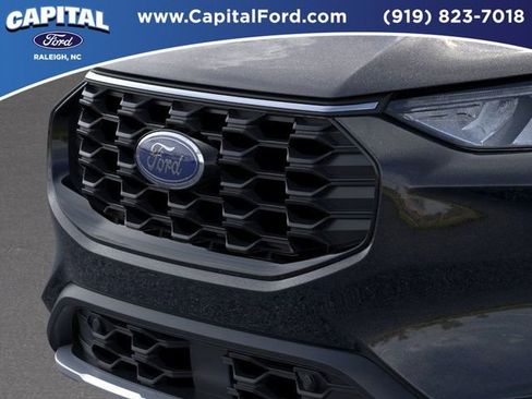 New 2025 Ford Escape ST-Line w/ Equipment Group 301A image 17