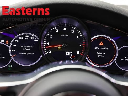 Used 2023 Porsche Cayenne Platinum Edition AWD/4WD image 17