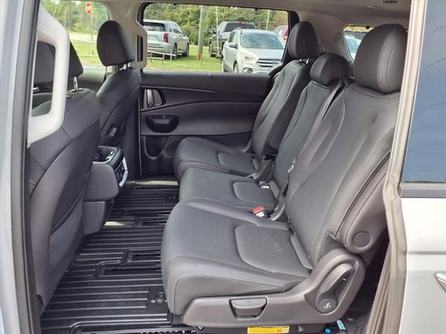 New 2026 Kia Carnival SX Prestige image 11