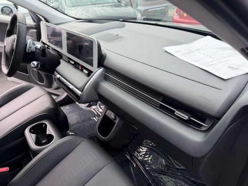 Used 2023 Hyundai Ioniq 5 Limited image 38