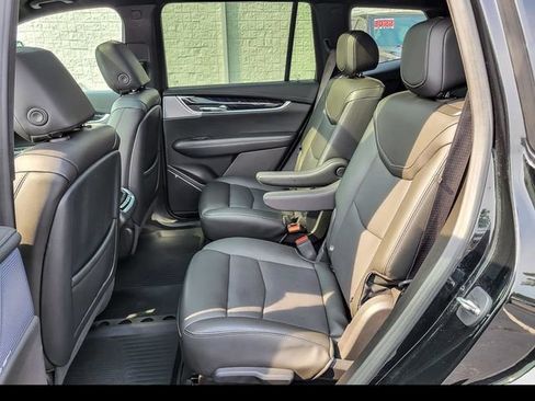 Certified 2023 Cadillac XT6 Premium Luxury w/ LPO, Floor Liner Package AWD/4WD image 13