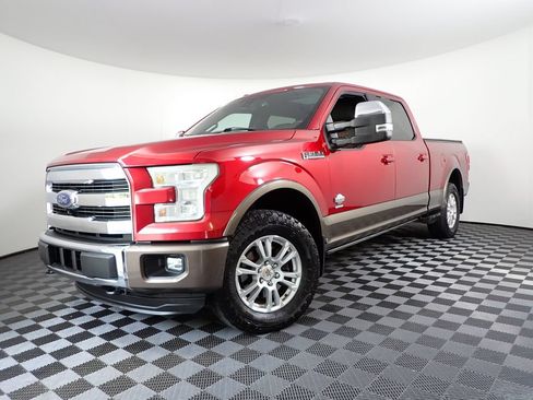Used 2015 Ford F150 King Ranch w/ Equipment Group 601A Luxury AWD/4WD image 2